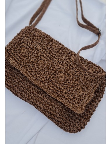 Bolso bandolera en rafia color cholcolate